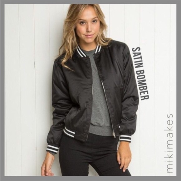 Brandy Melville Jackets & Blazers - Silky Puffer Liz Brandy Melville jacket